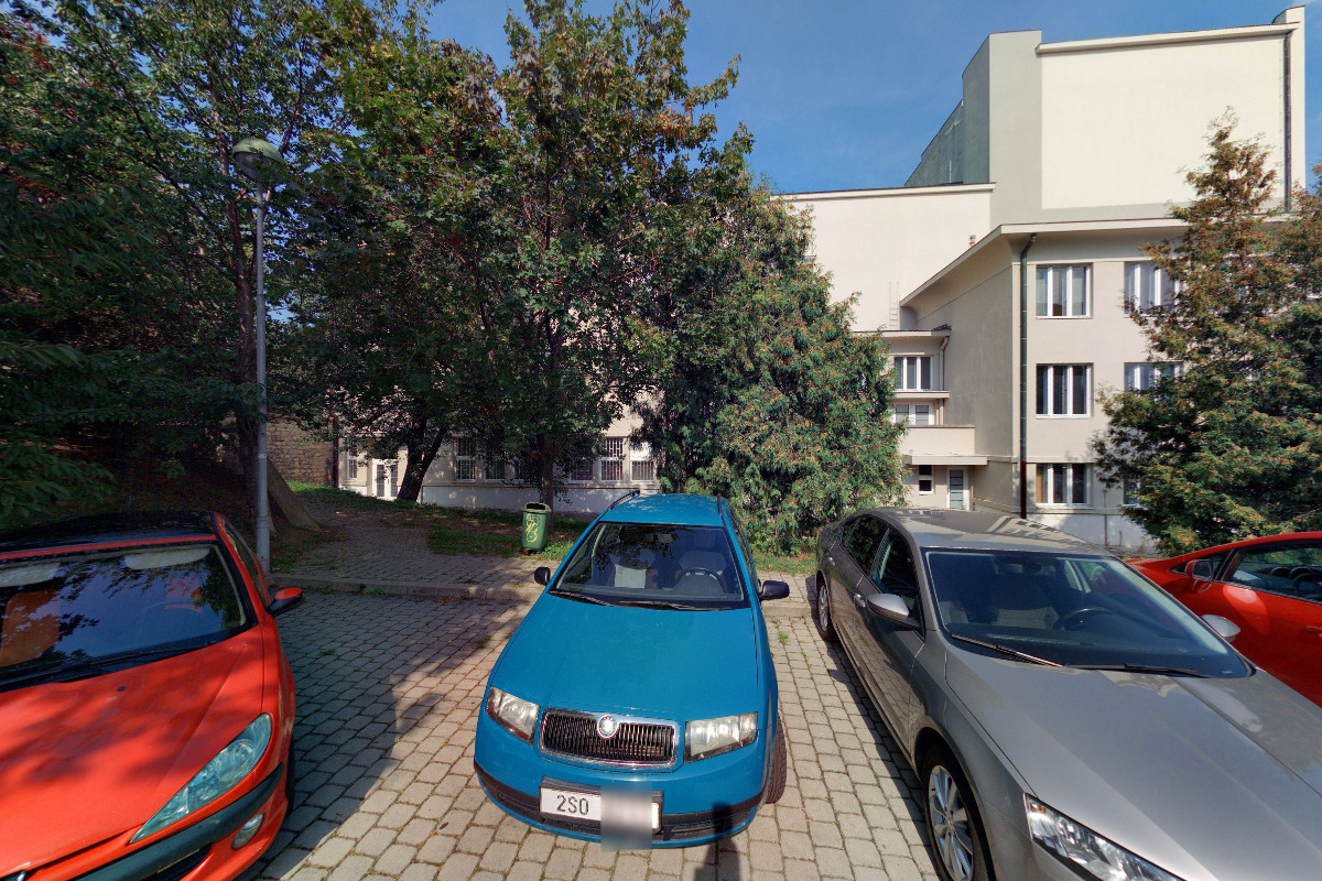 OCHOTNICKÝ SPOLEK TYl