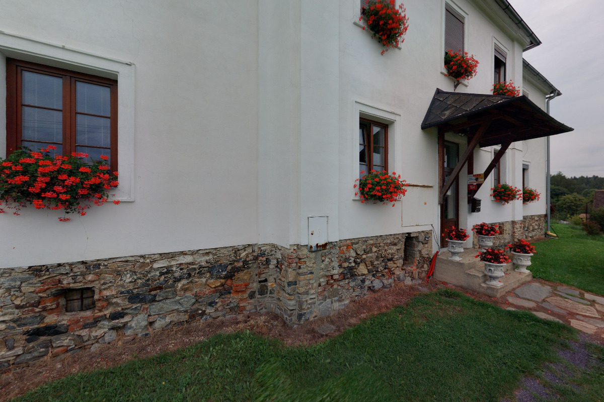 Římskokatolická farnost Staré Město pod Sněžníkem