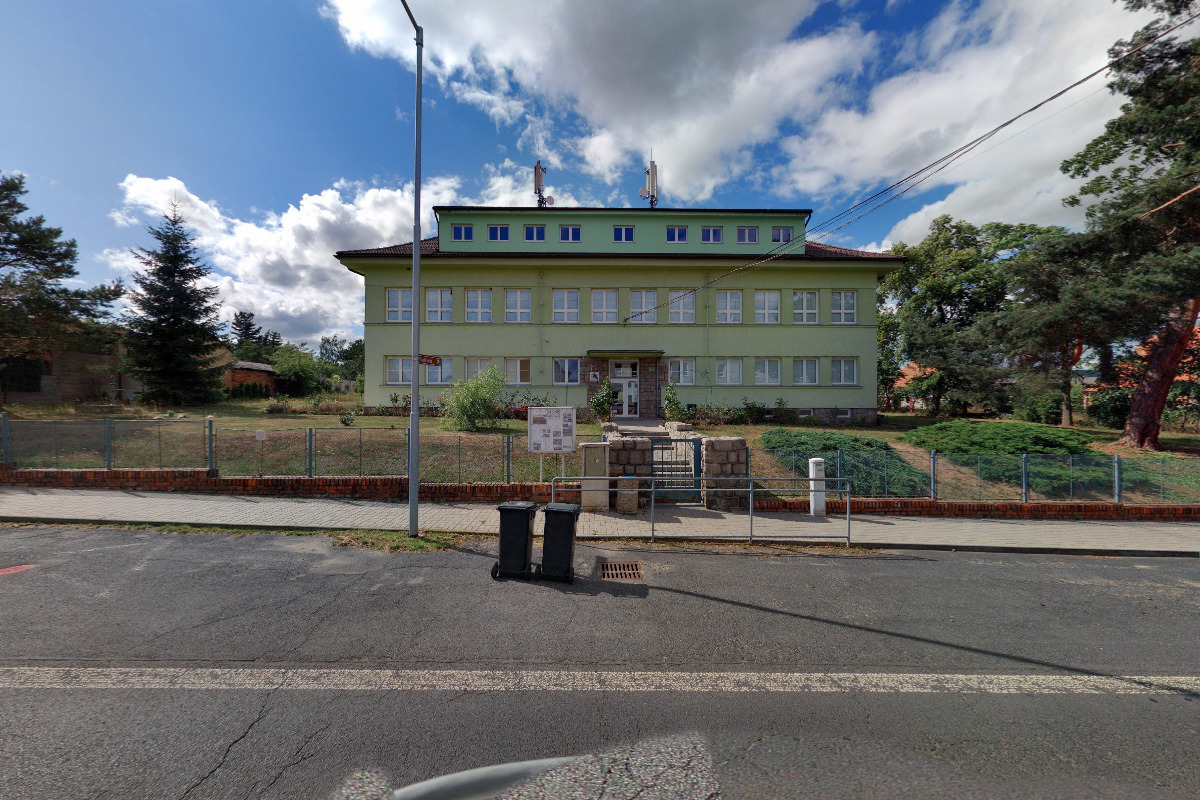 ZŠ a MŠ Vroutek, okres Louny foto 5