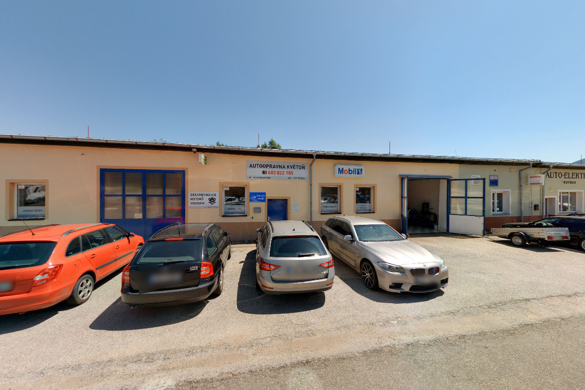 Autoopravna Rožmberská