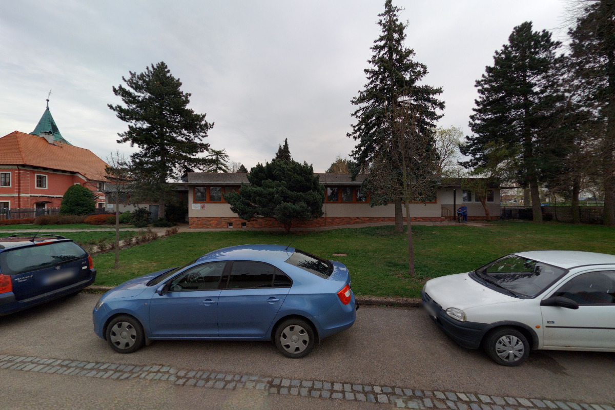 ZŠ a MŠ Kratonohy foto 2