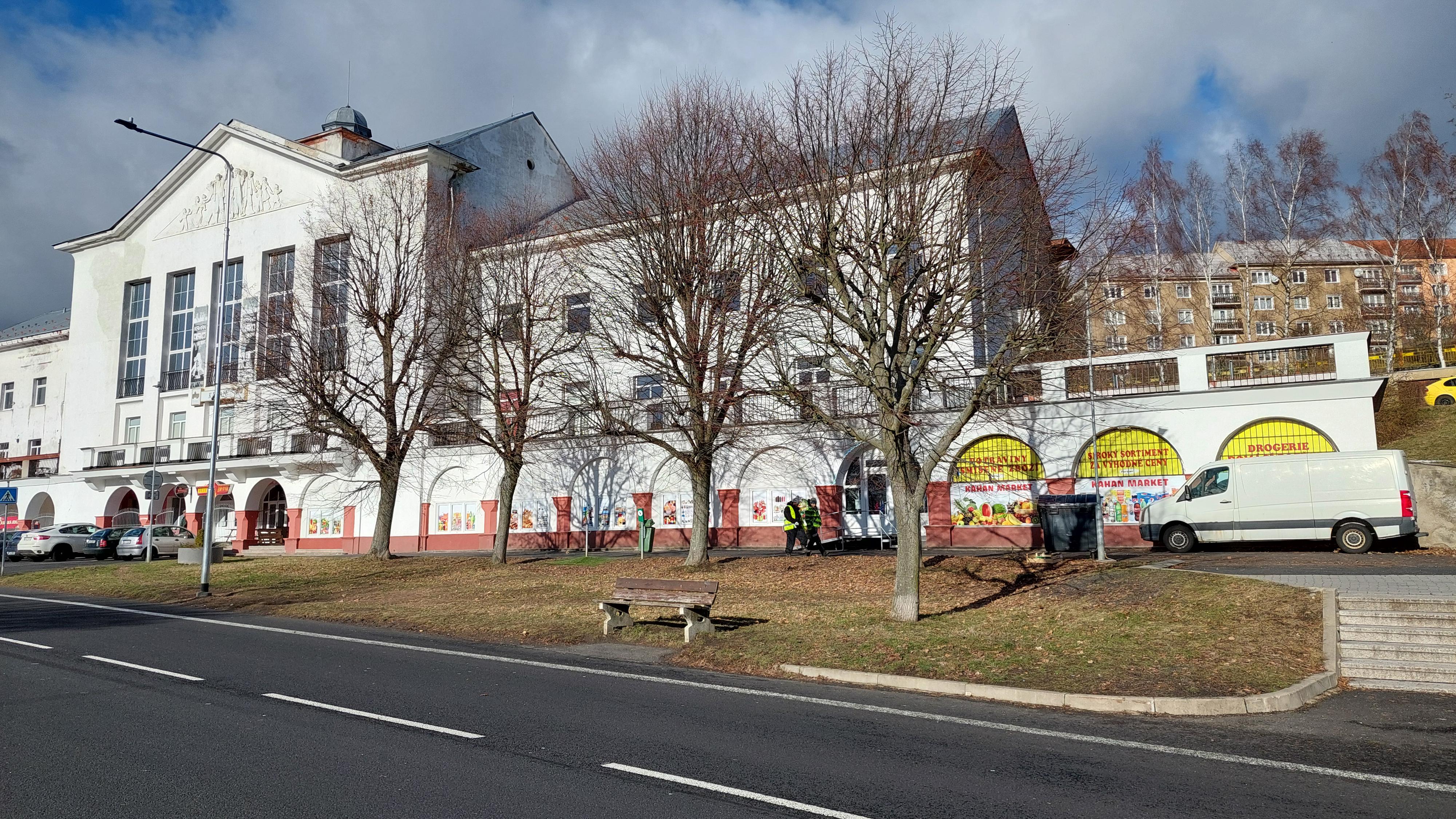 Kahan bar foto 4