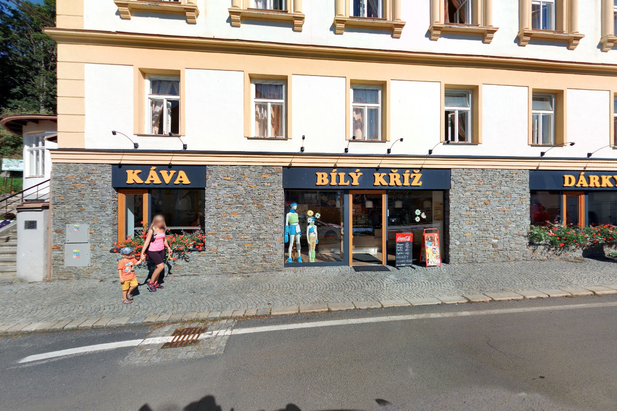 Lázeňský obchůdek - Bílý kříž foto 2