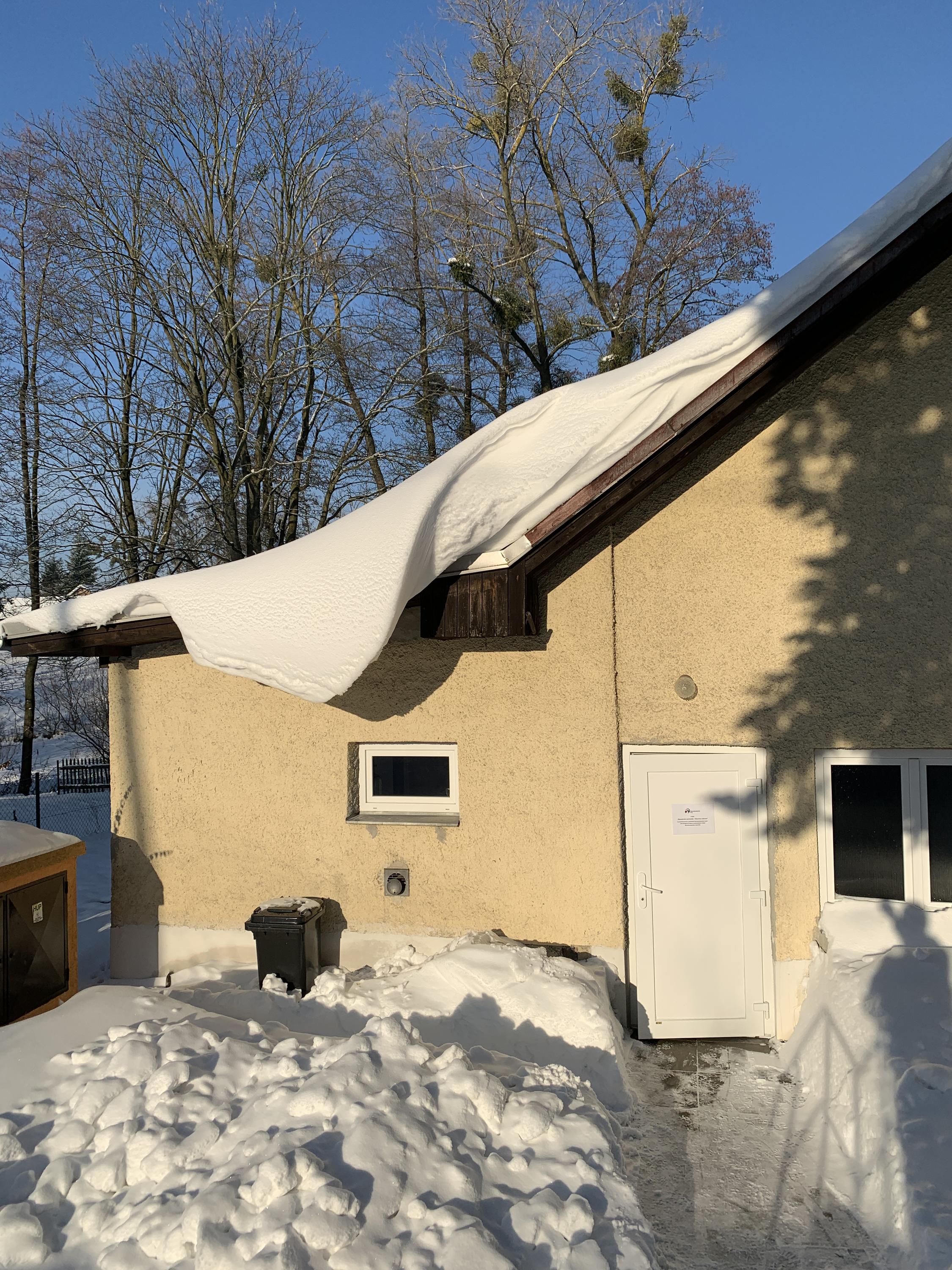 Městys Březová - tělocvična foto 2