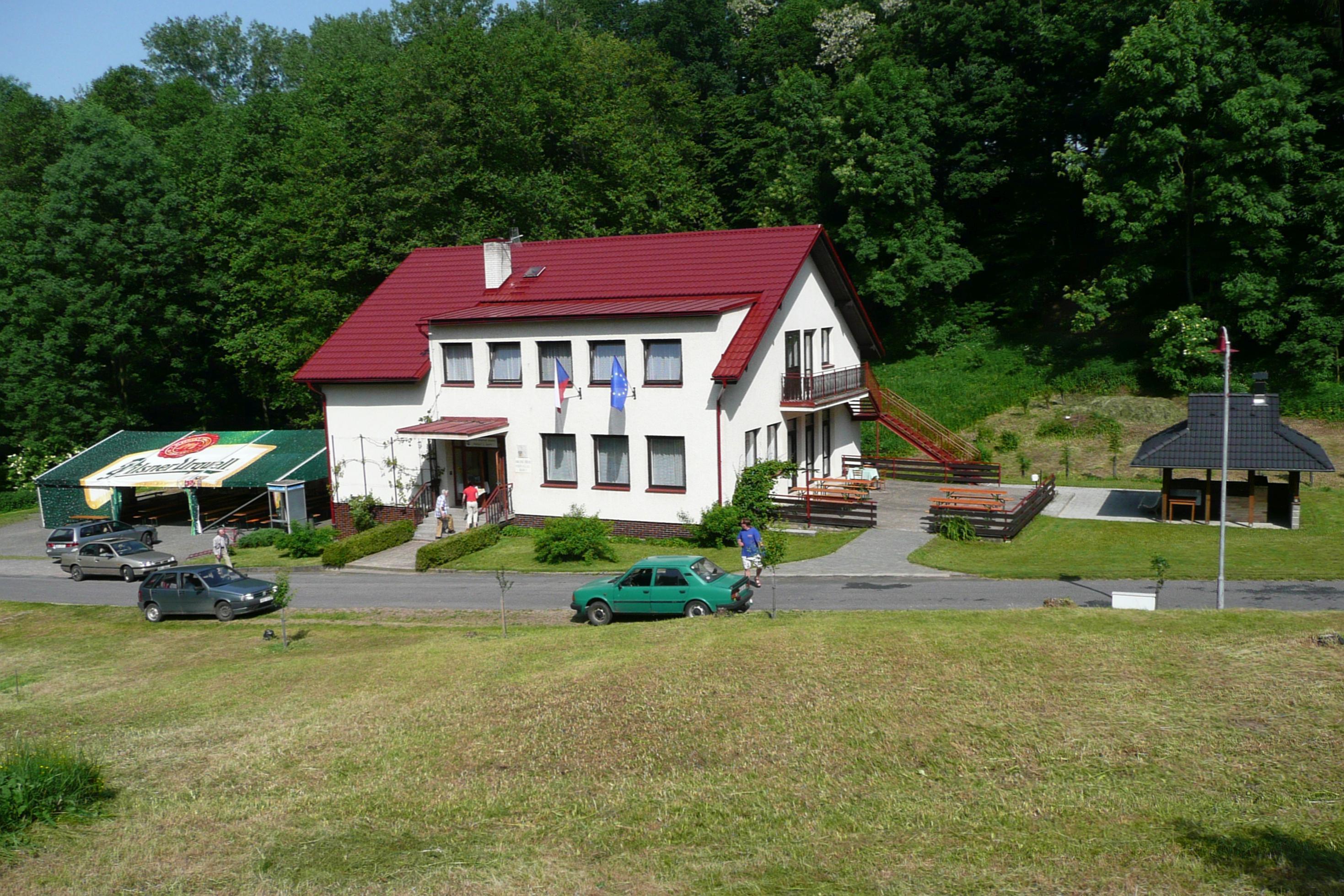 Kostelecké Horky - obecní úřad foto 2