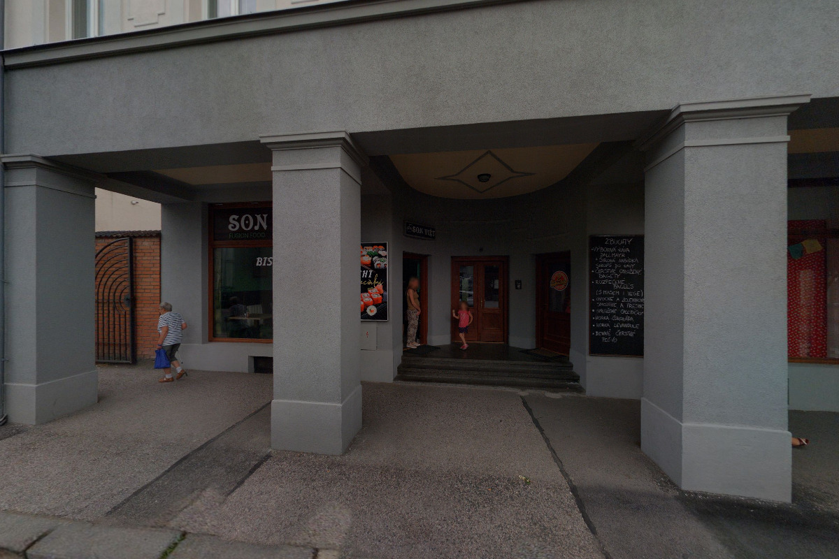 Bistro Son Viet Fusion food