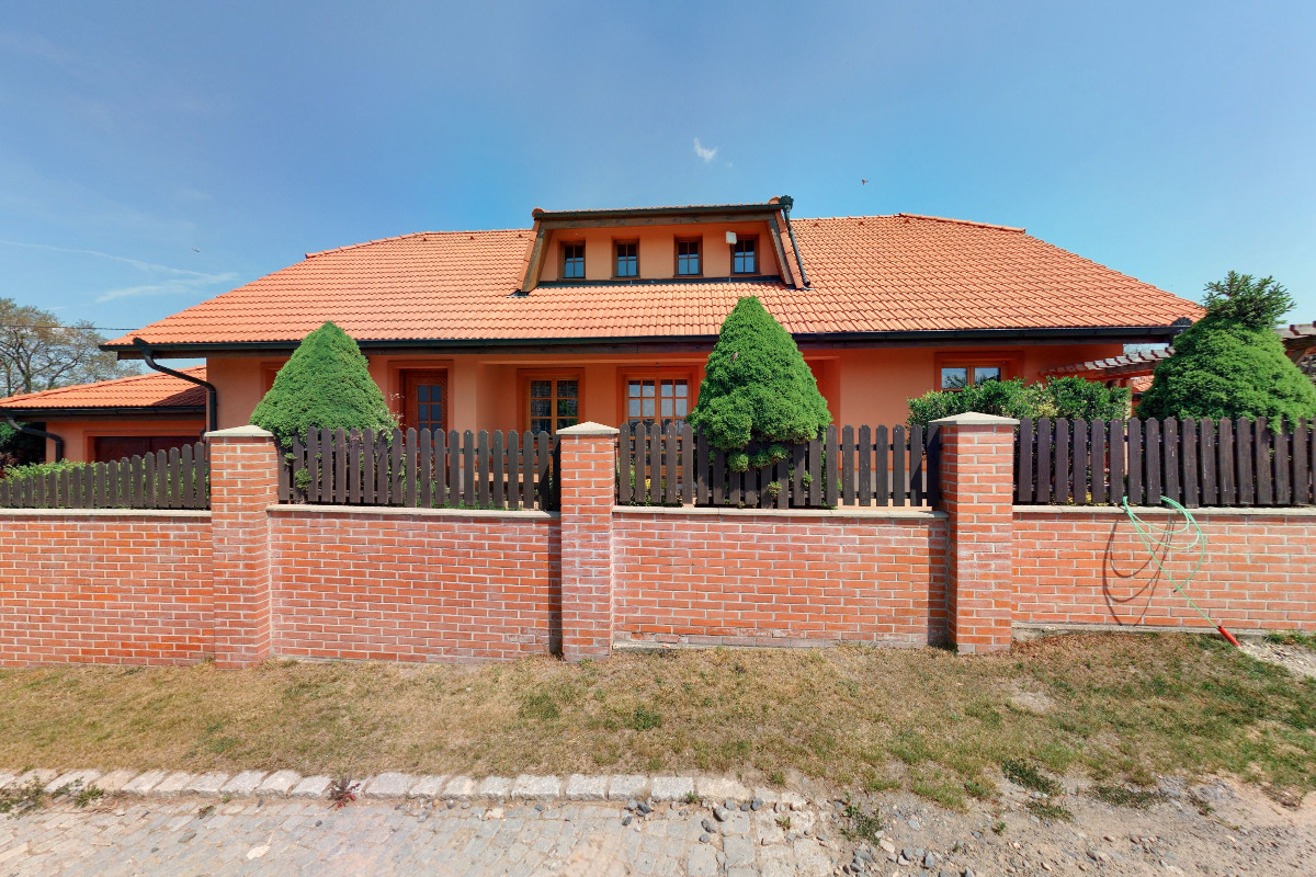 Pila Stará Lysá - Pila Kříž