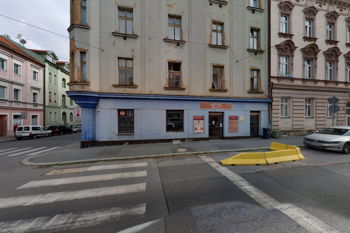 Pilsen Scooter Garage foto 2