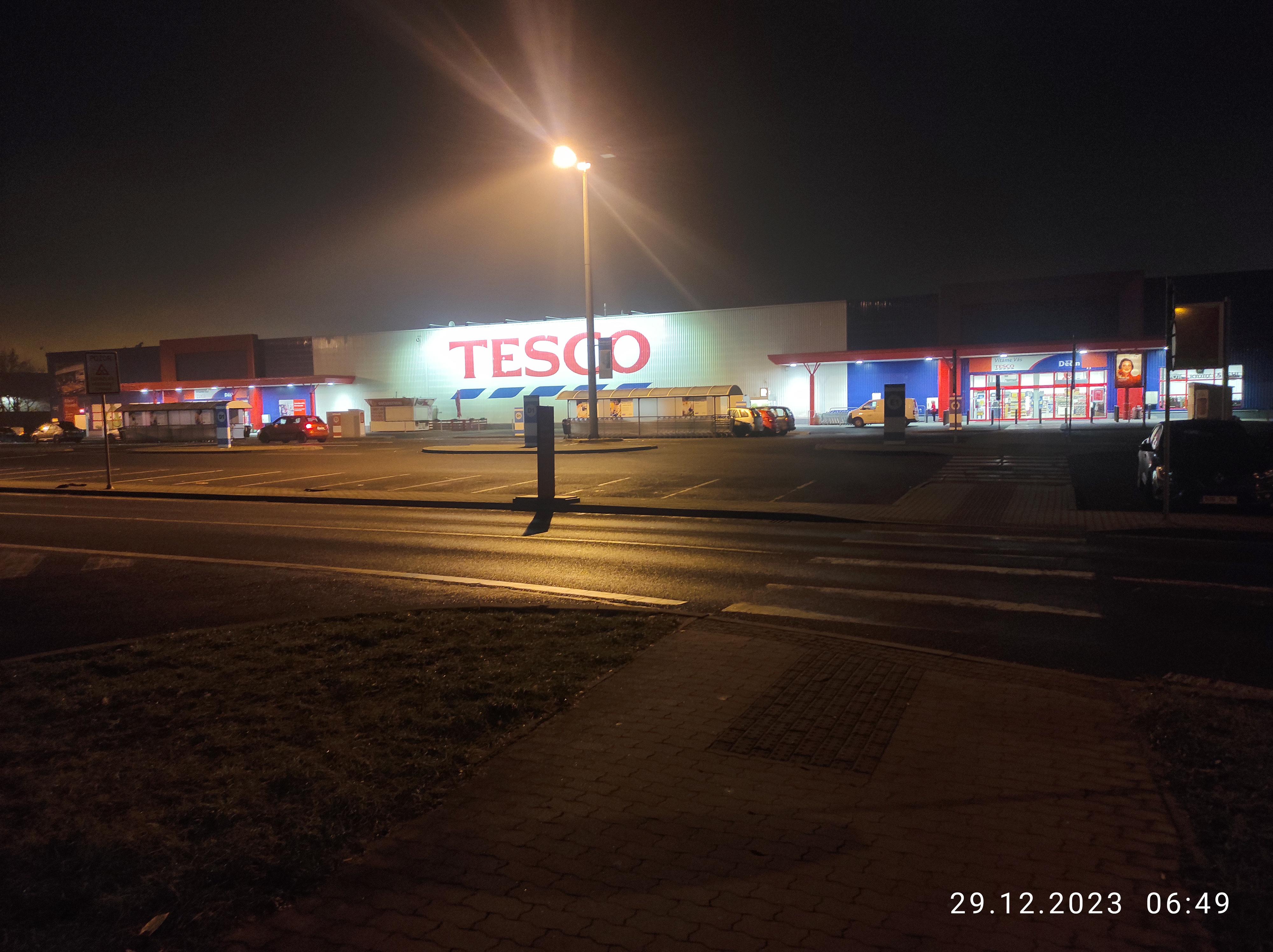 Tesco foto 3