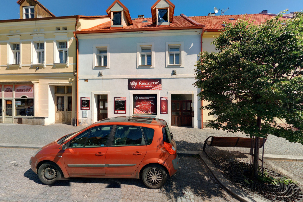 DELICAT MASO - UZENINY STŘÍBRO