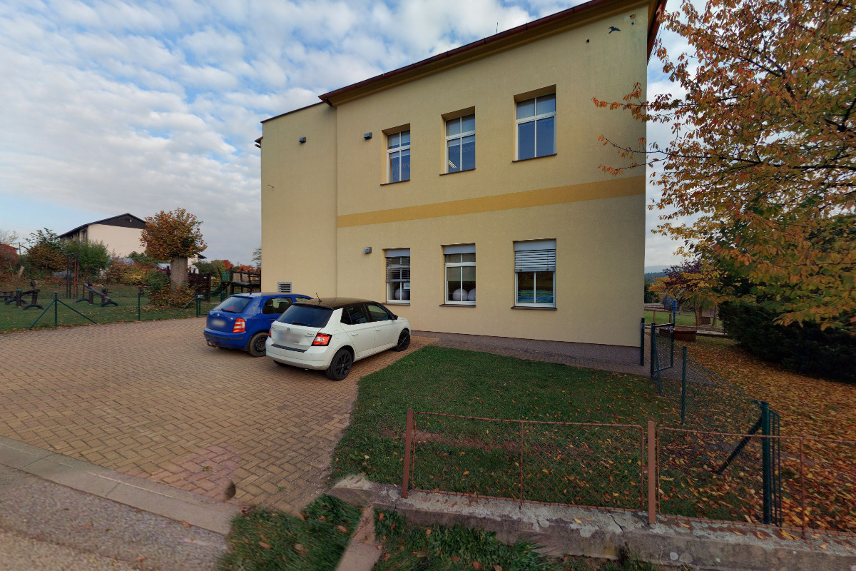 ZŠ a MŠ Martinice v Krkonoších foto 2