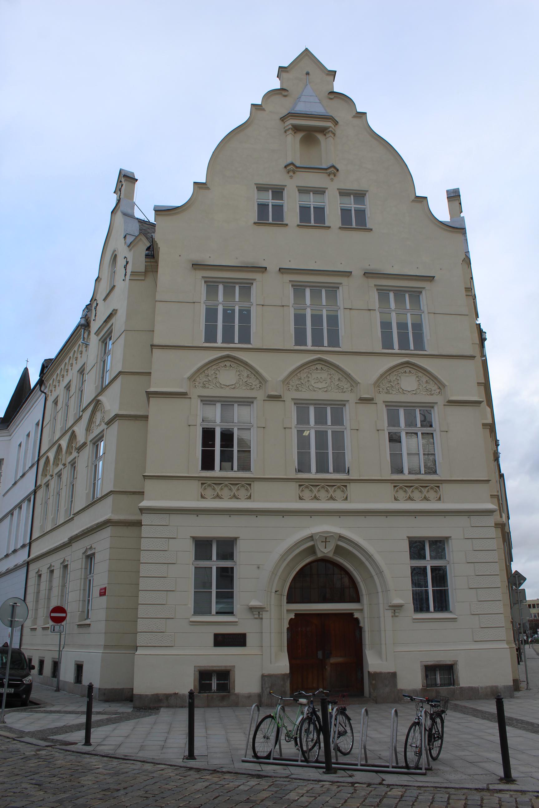Biskupské gymnázium J. N. Neumanna a Církevní základní škola foto 5
