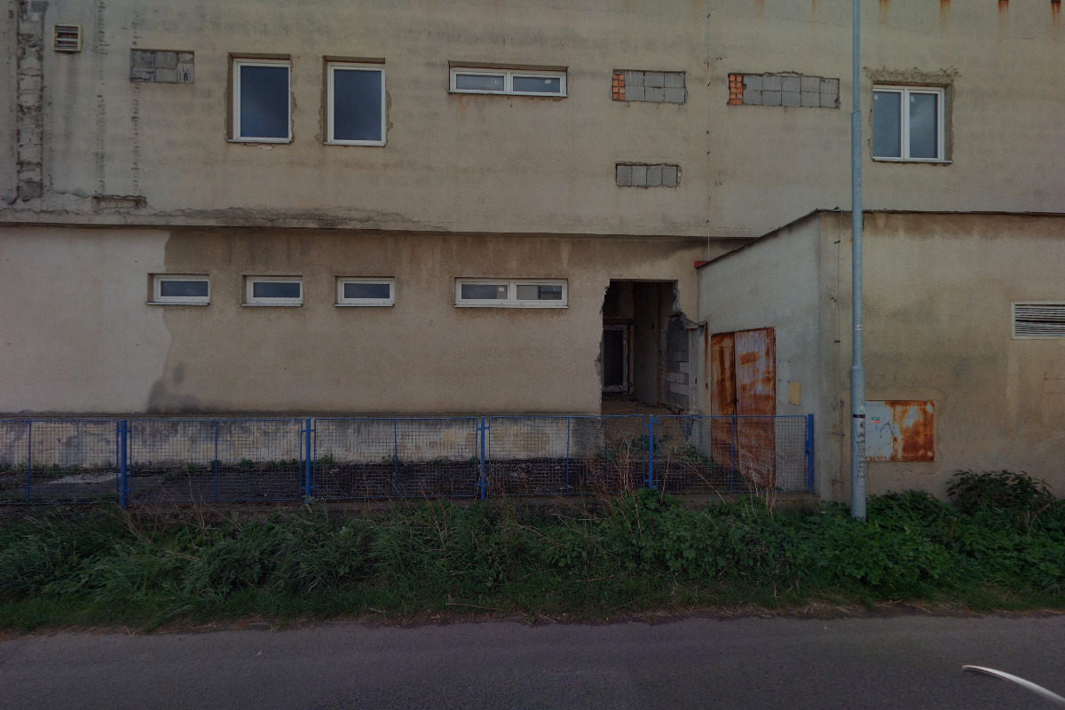 DELPHIN SUB CZ, s.r.o.