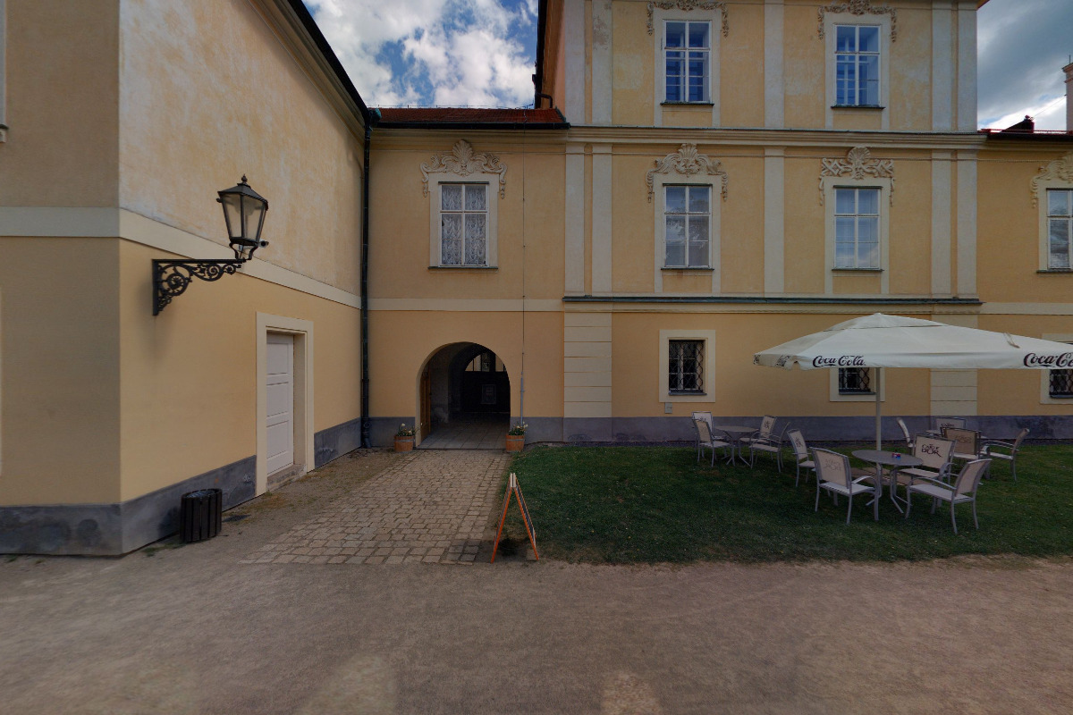 Mgr. et Mgr. Renáta Benetková, advokátka