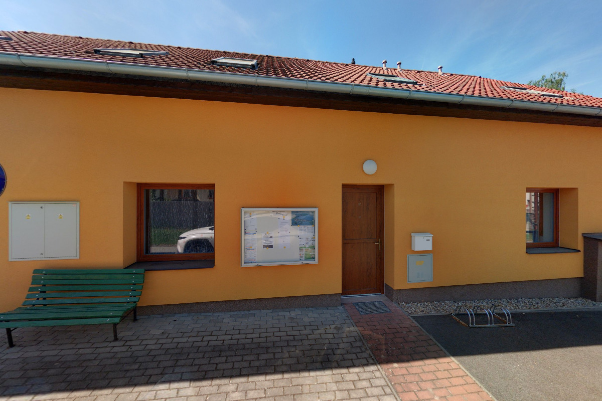 Němčice - obecní úřad foto 2