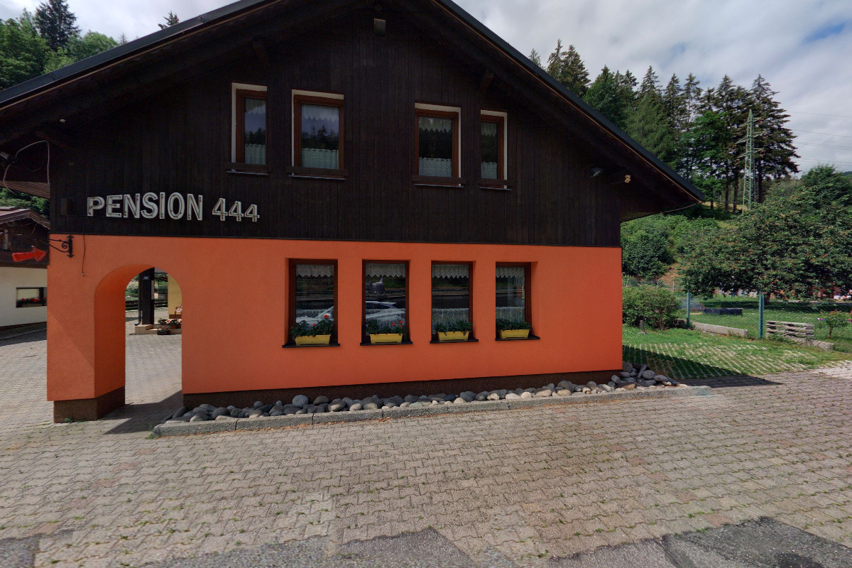 Šimon Šimůnek - realitní makléř a fotograf virtuálních prohlídek