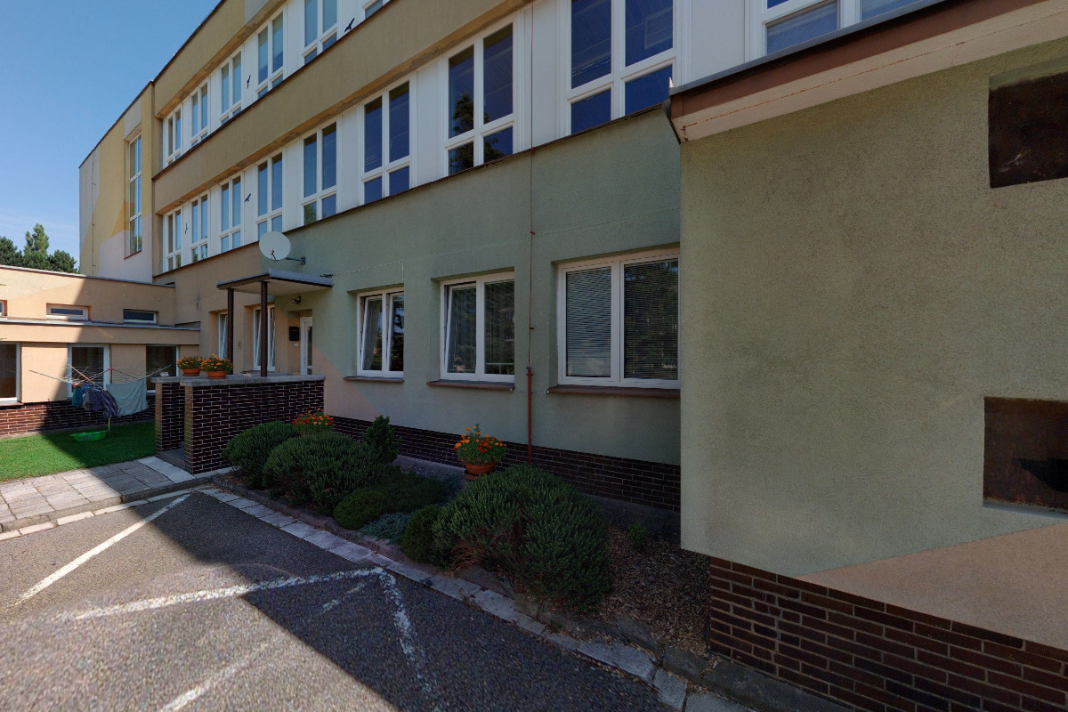 ZŠ Trutnov, V Domcích foto 6