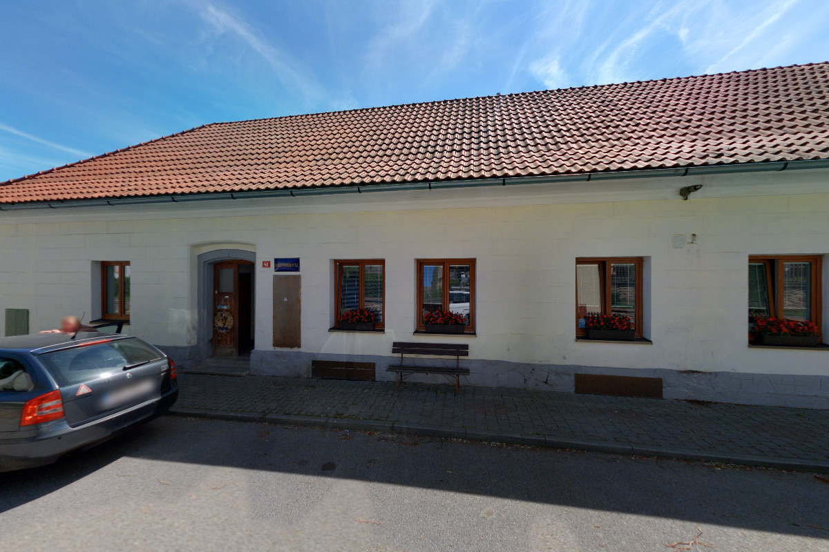 Knihovna Louňovice pod Blaníkem foto 3