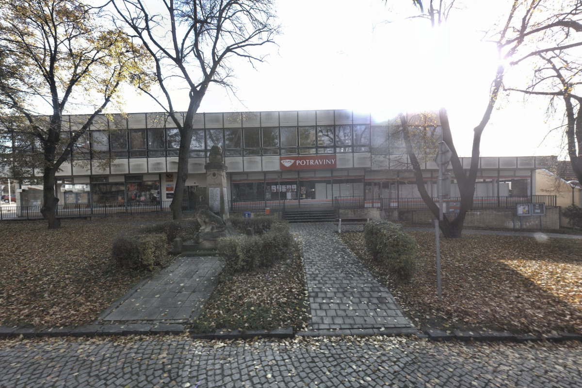 Jednota, spotřební družstvo v Hodoníně - COOP foto 1