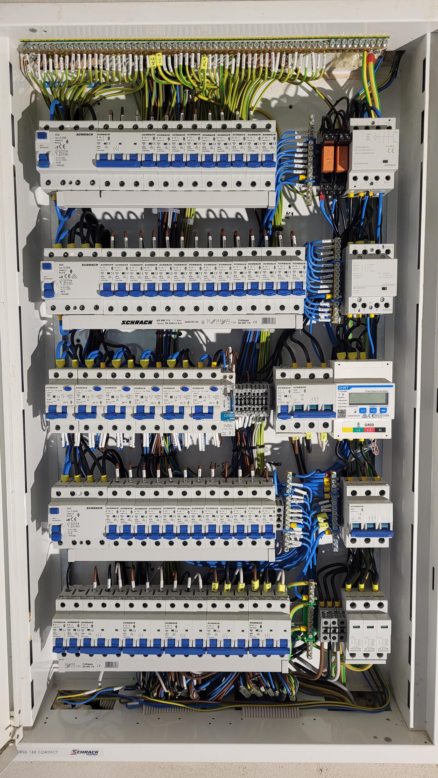 Jan Malina - Elektroinstalace foto 4