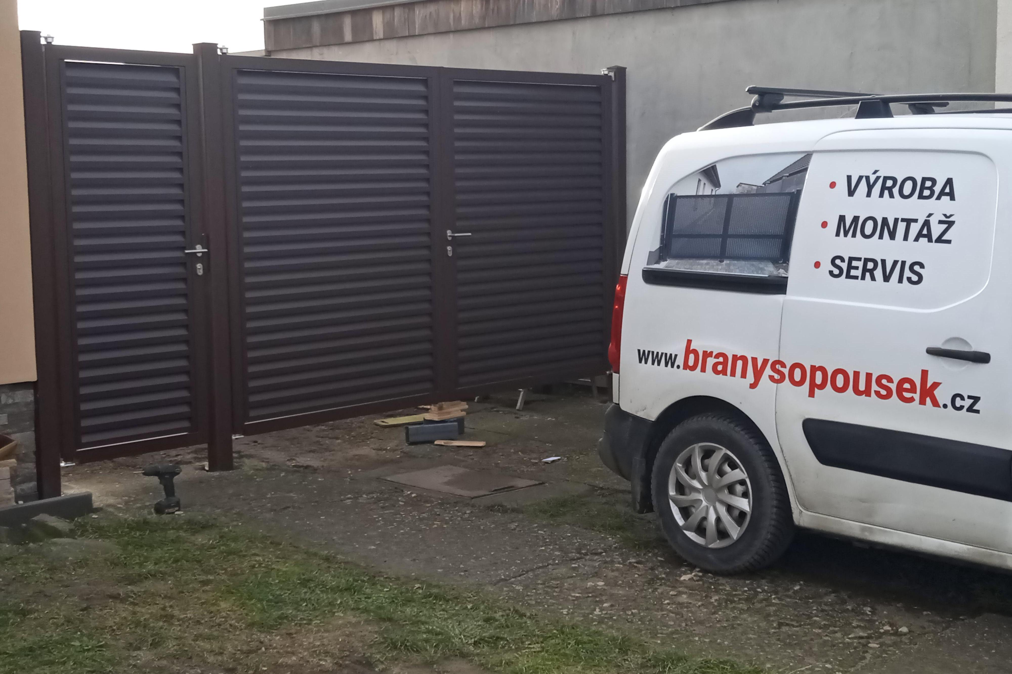 Garážová vrata & vjezdové brány Miroslav Sopoušek