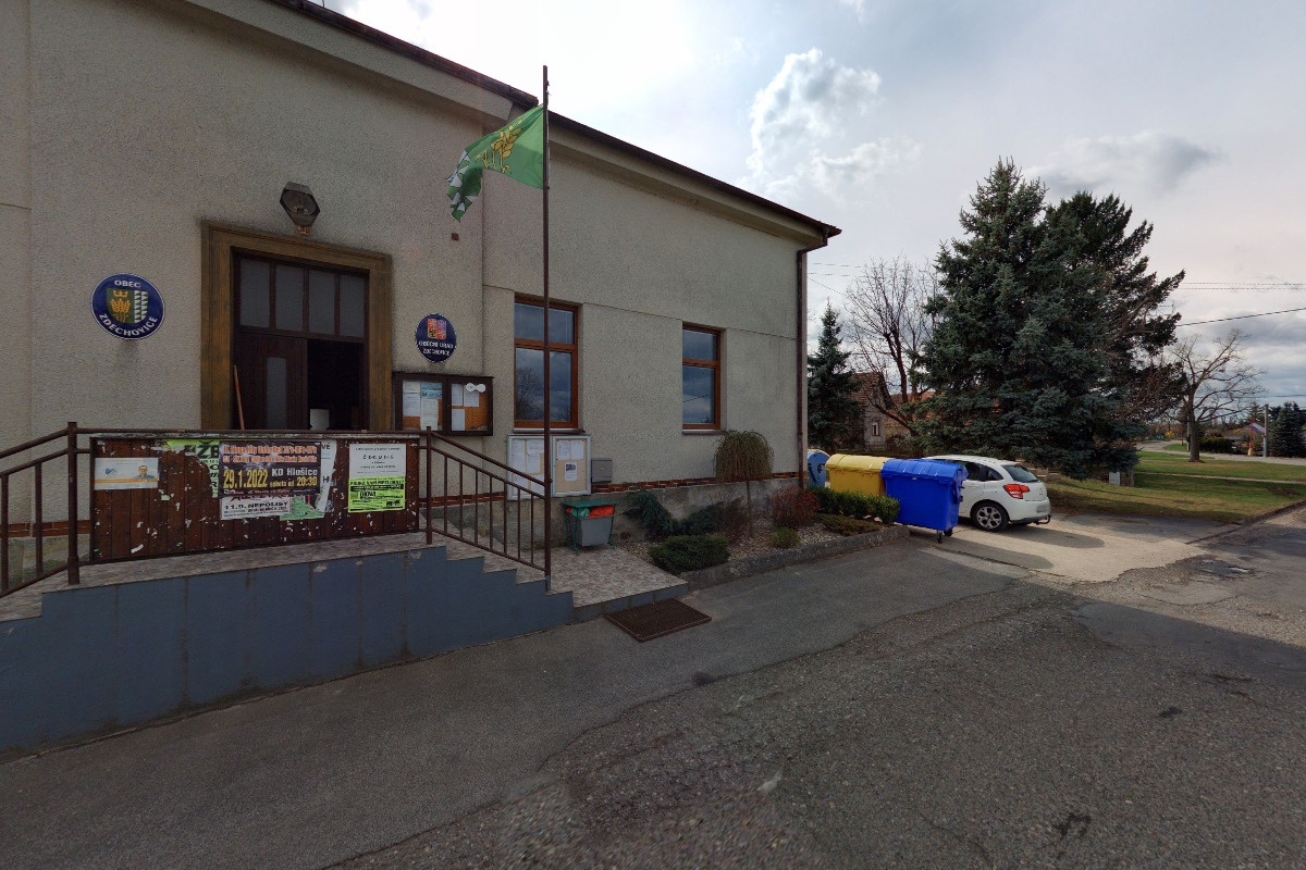 MASÁŽE – Roman Kvasnička