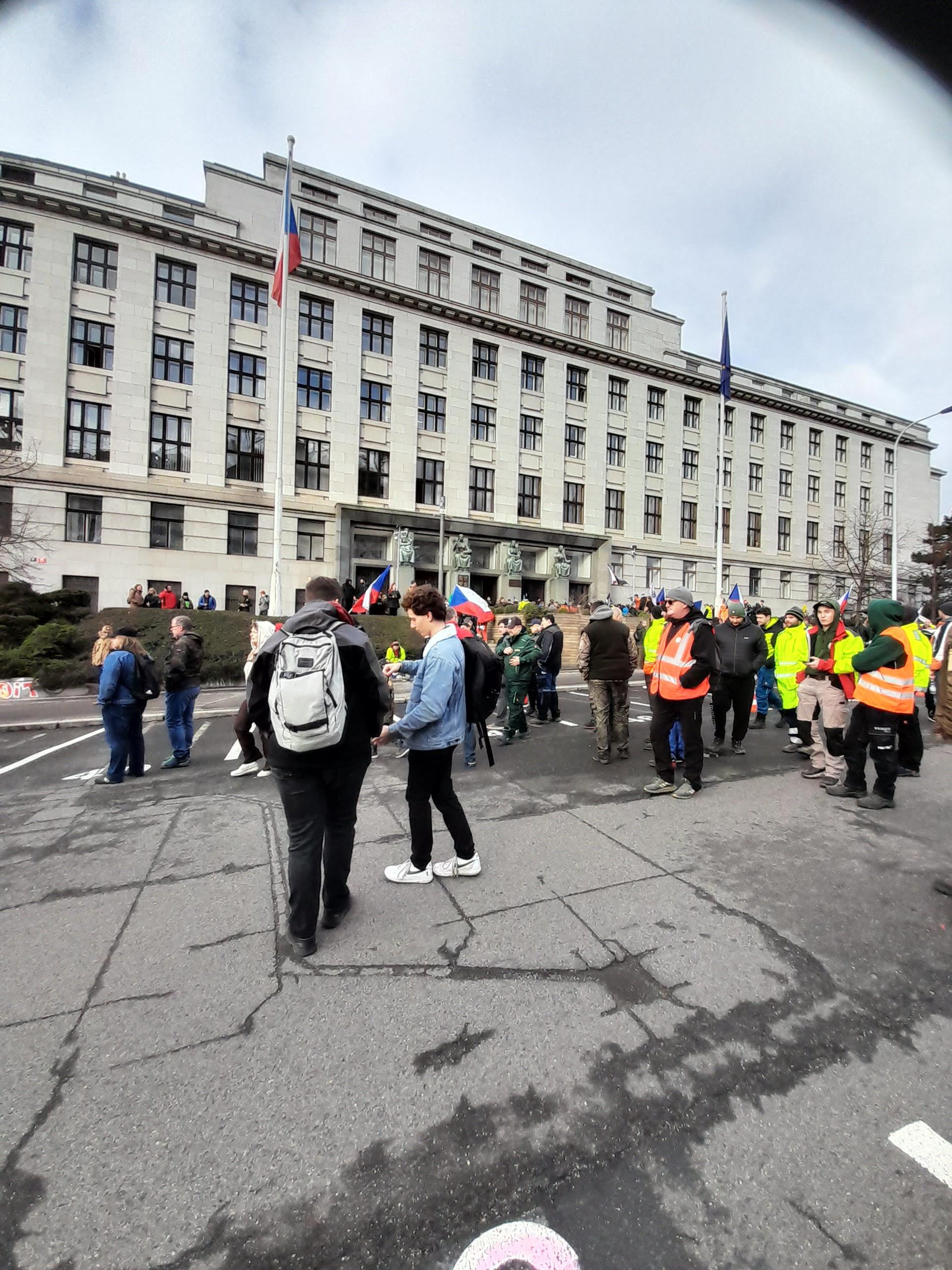 Ústřední pozemkový úřad foto 3