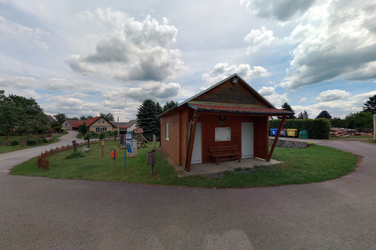 Syrov - obecní úřad foto 2