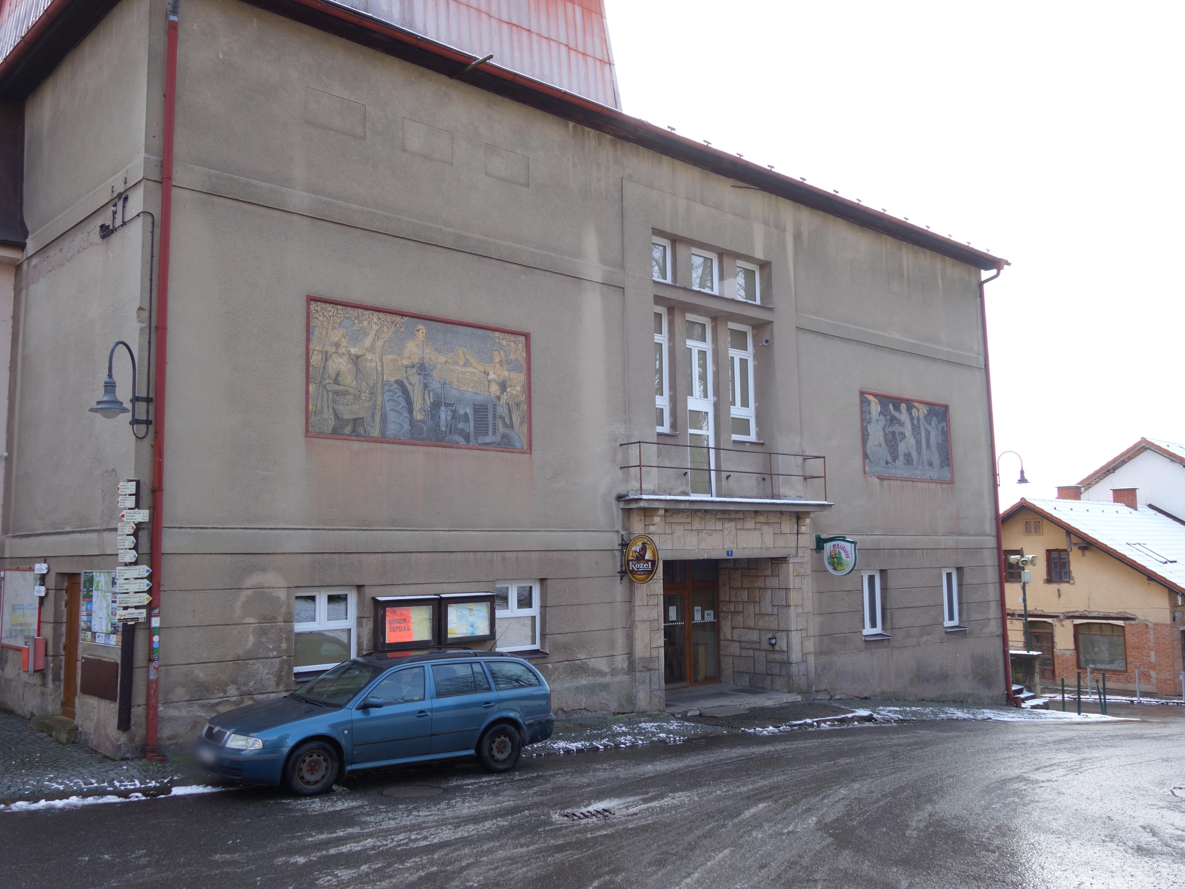 Hostinec nám. K. Čapka 1