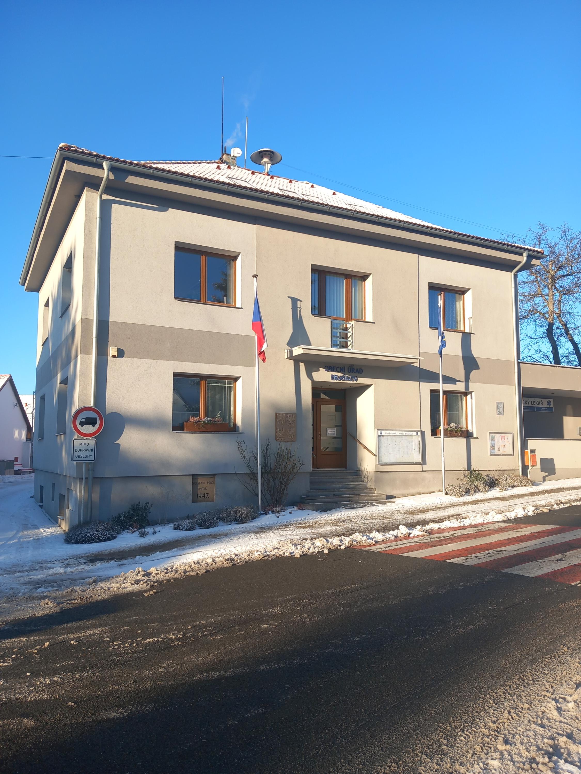 Braškov - obecní úřad foto 2