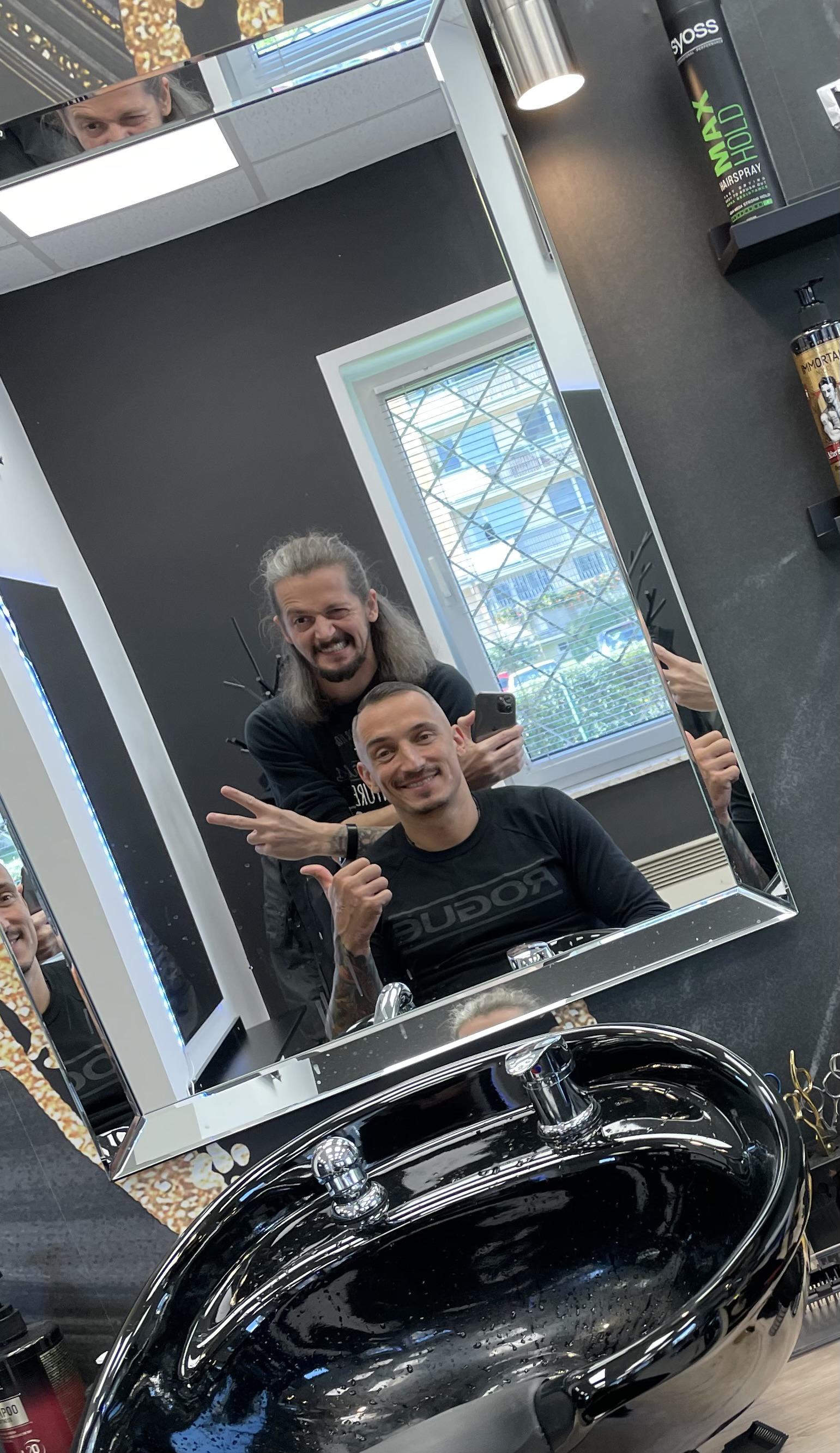 Mystery Barber`s foto 2