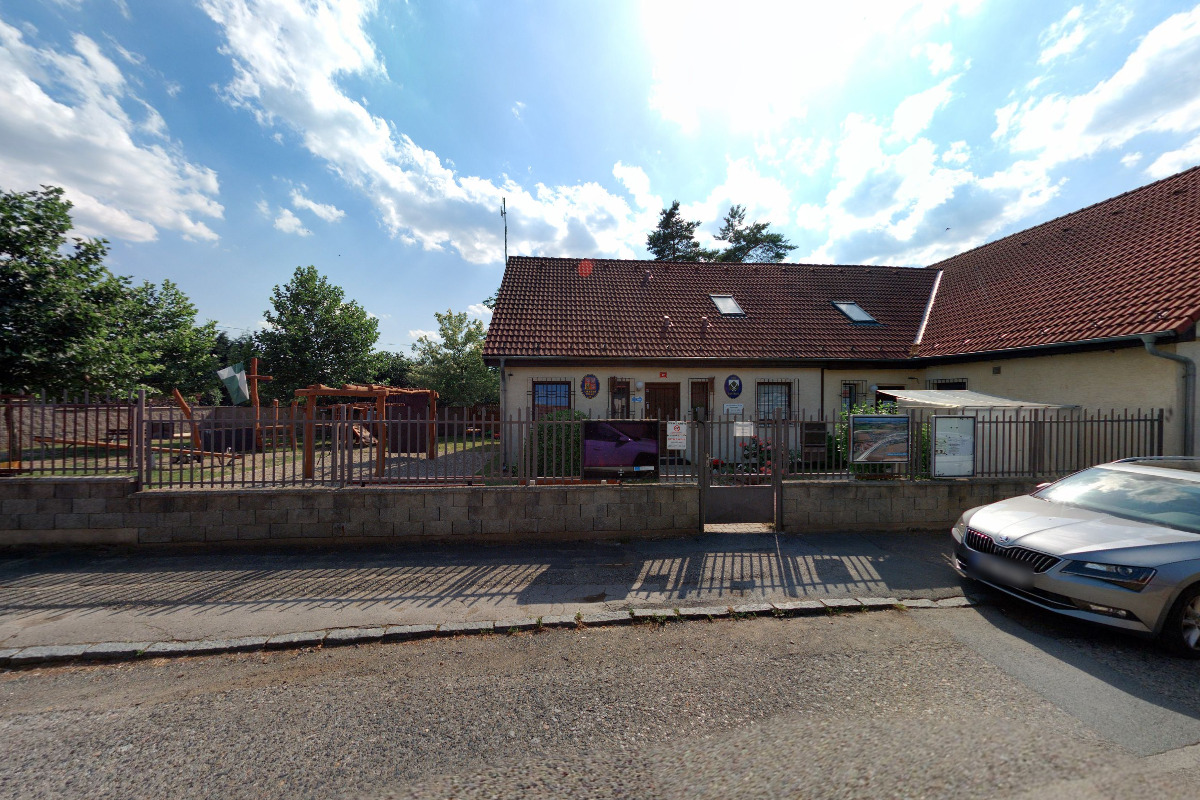 Obecní knihovna Postřižín