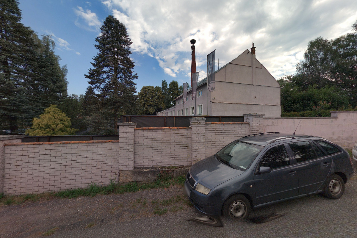 GARAGE Macháček, s.r.o. foto 2