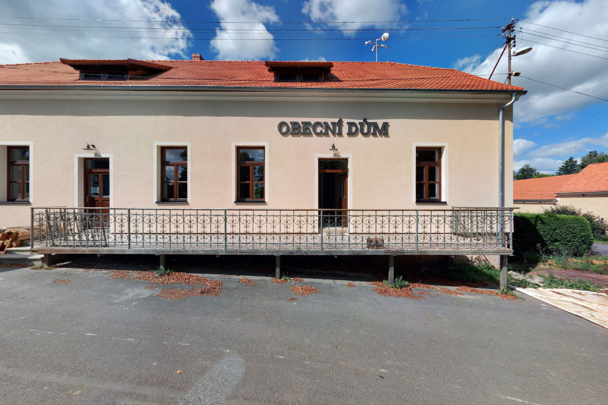 Hostinec Lochousice