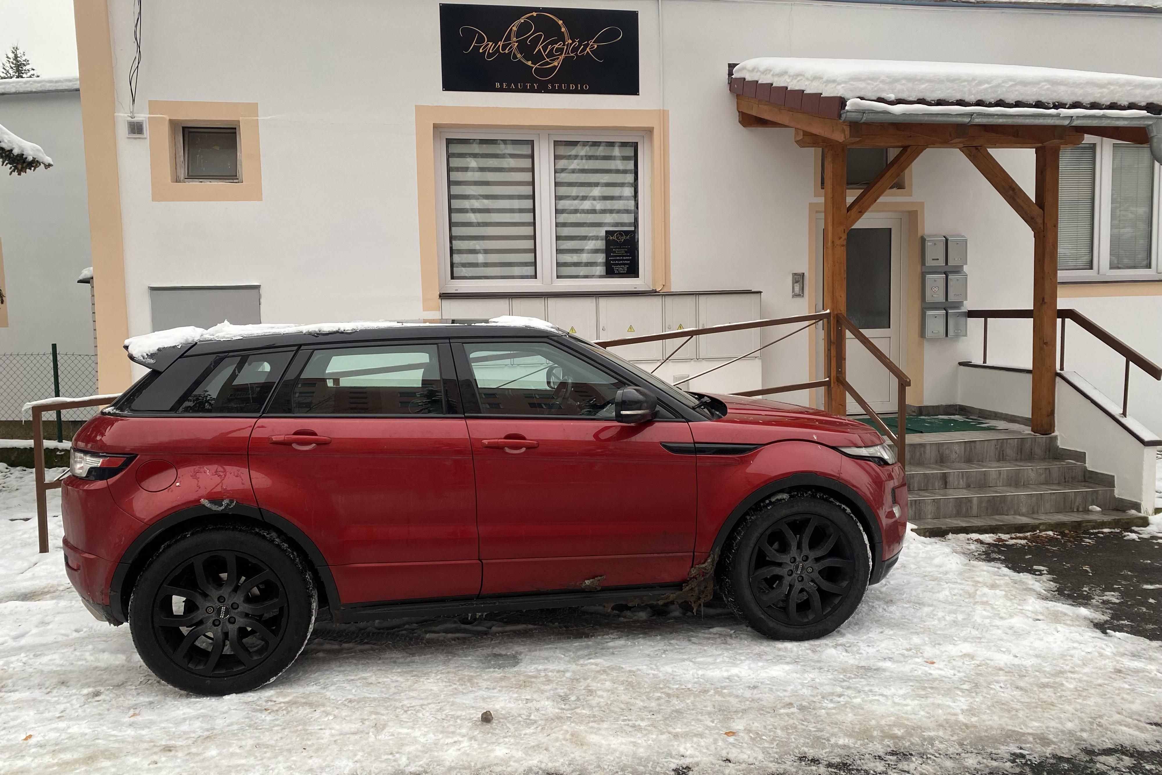 Prodlužování řas Pavla Krejčík Sellami