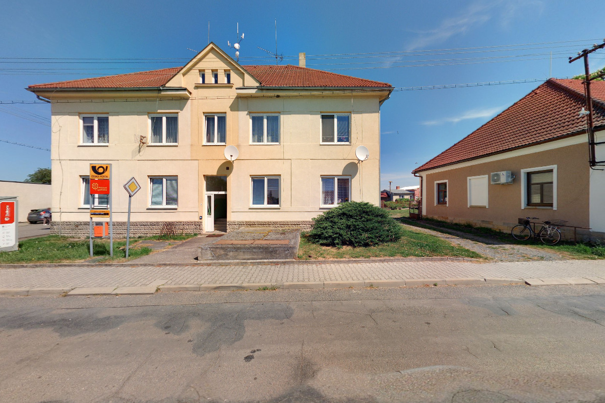 Pošta Kněžice u Městce Králové foto 2