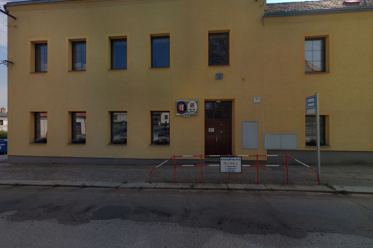 Obecní knihovna Lochenice