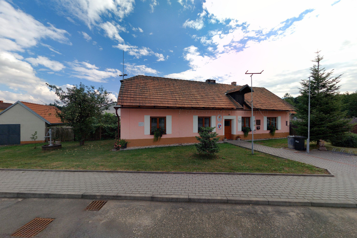Obec Tetov - obecní úřad foto 3