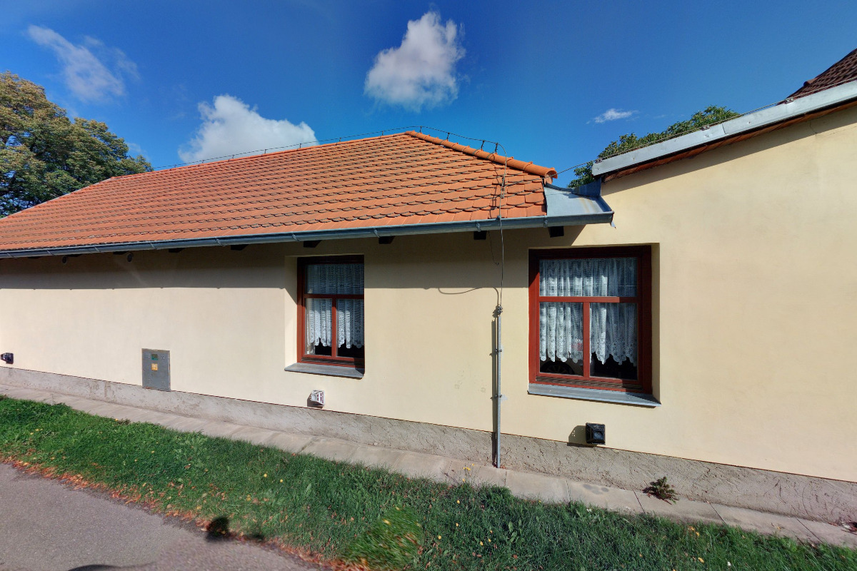 Adamov - obecní úřad foto 3