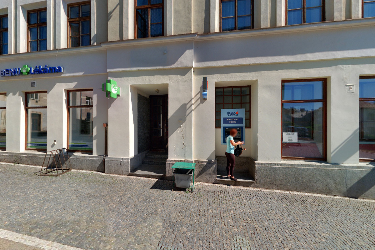 Lékárna U Zlaté koruny foto 2