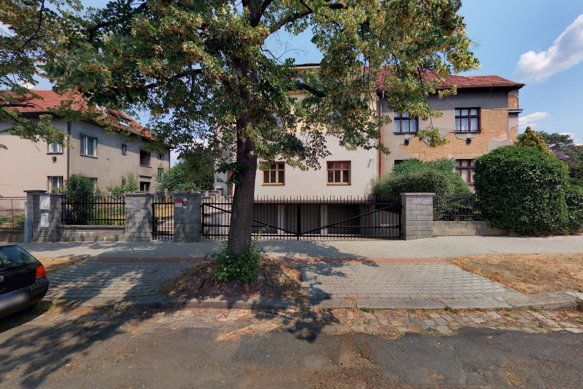 Mgr. Alena Rampasová, advokát