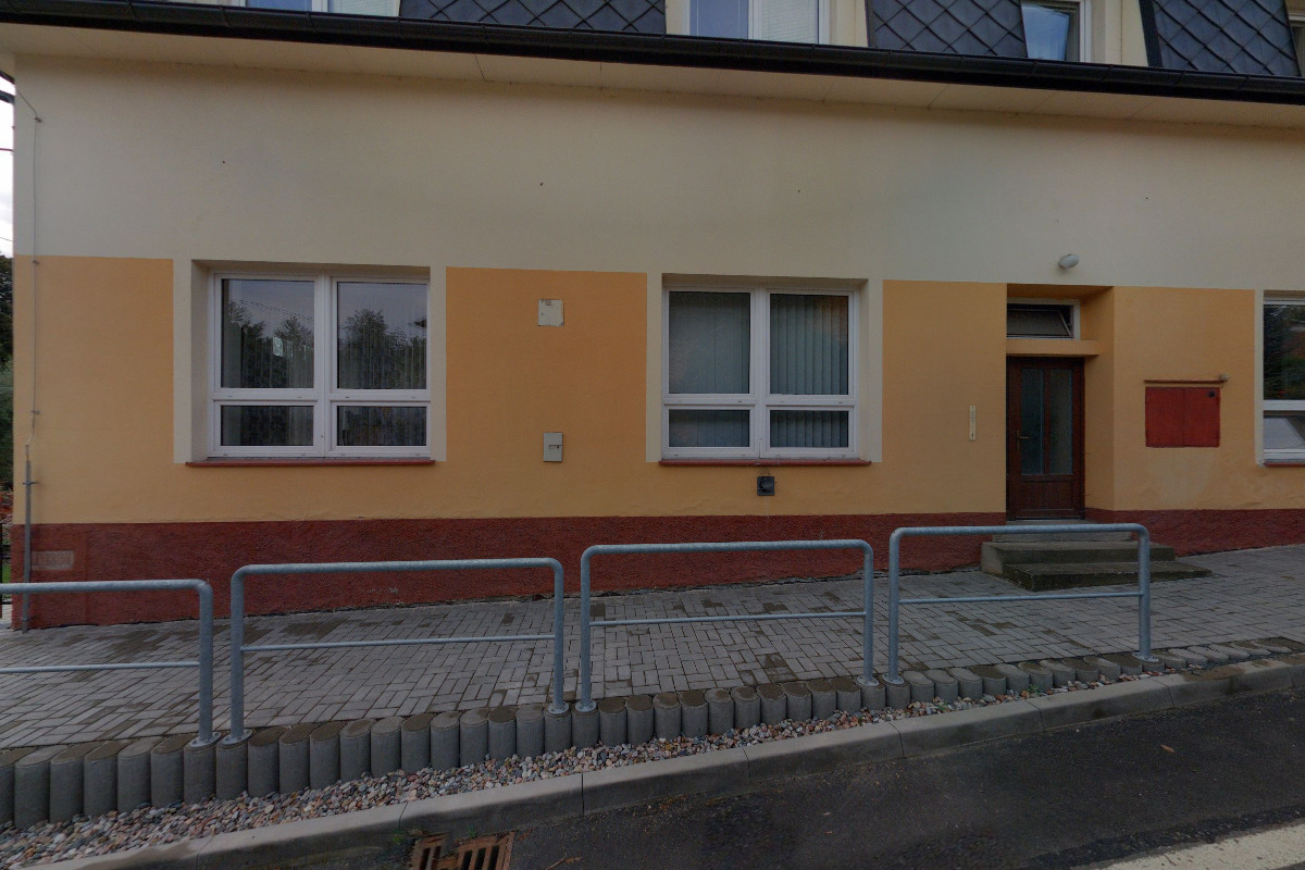 Lhota pod Hořičkami - obecní úřad foto 2