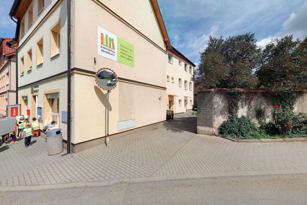Knihovna Senožaty foto 2