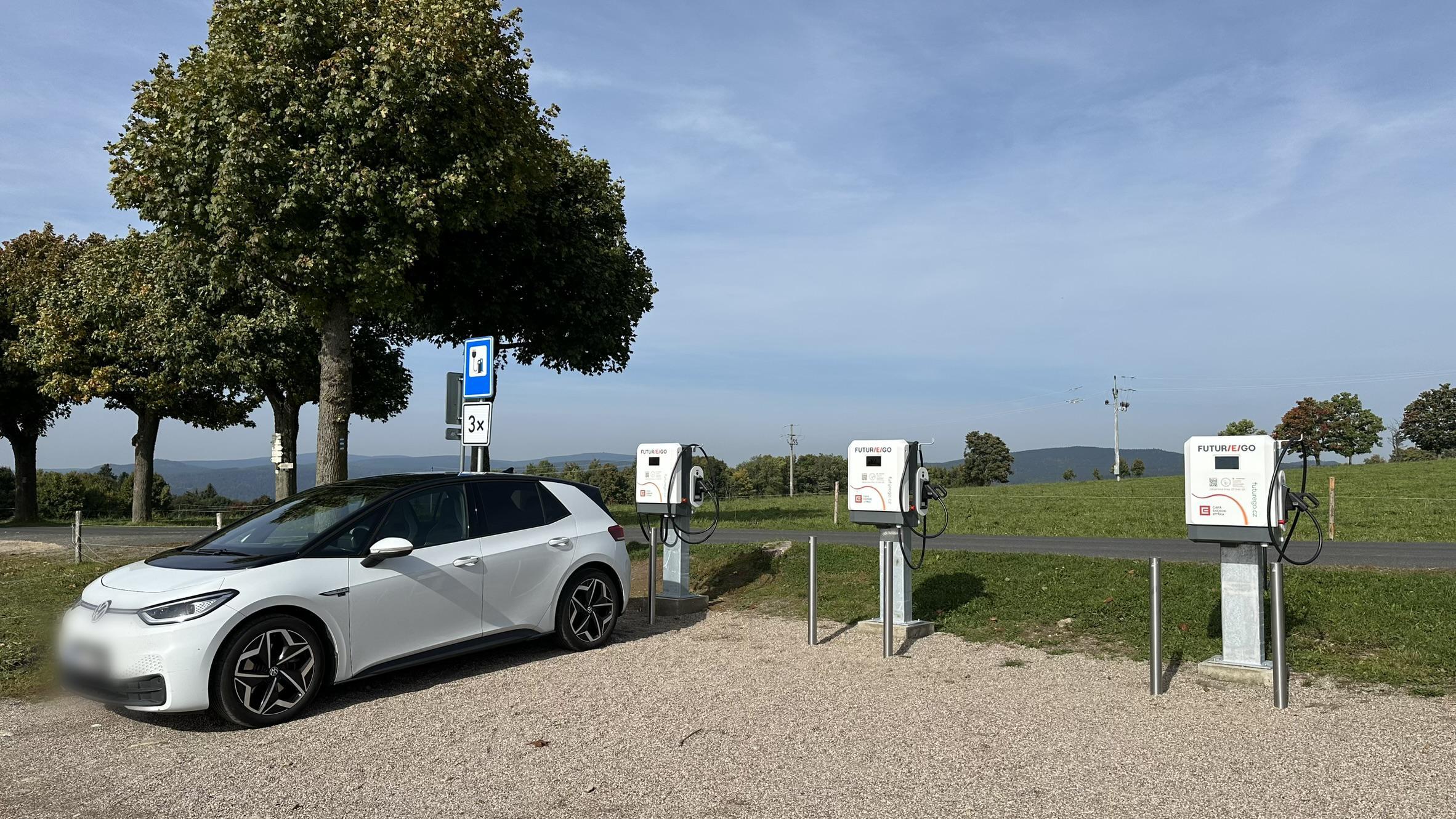 Nabíjecí stanice ČEZ