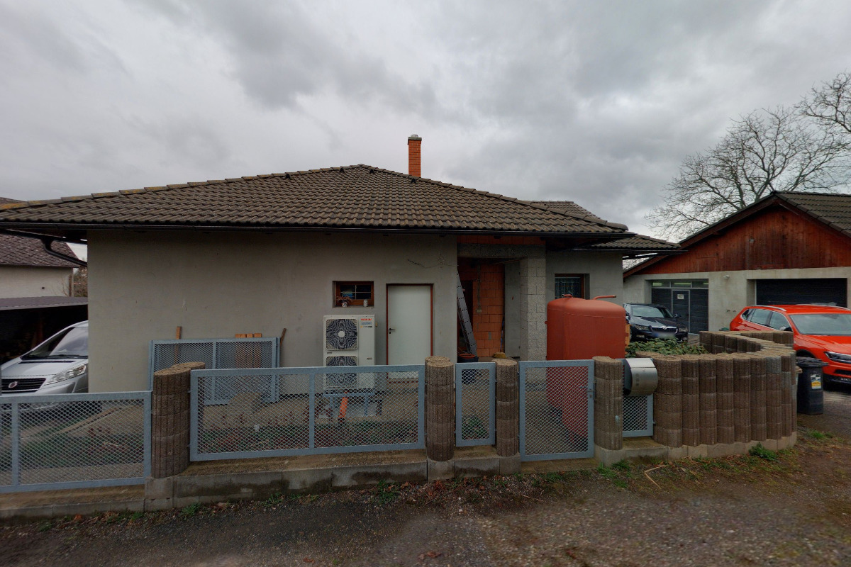 Petr Plíšek - opravy deformací karoserie