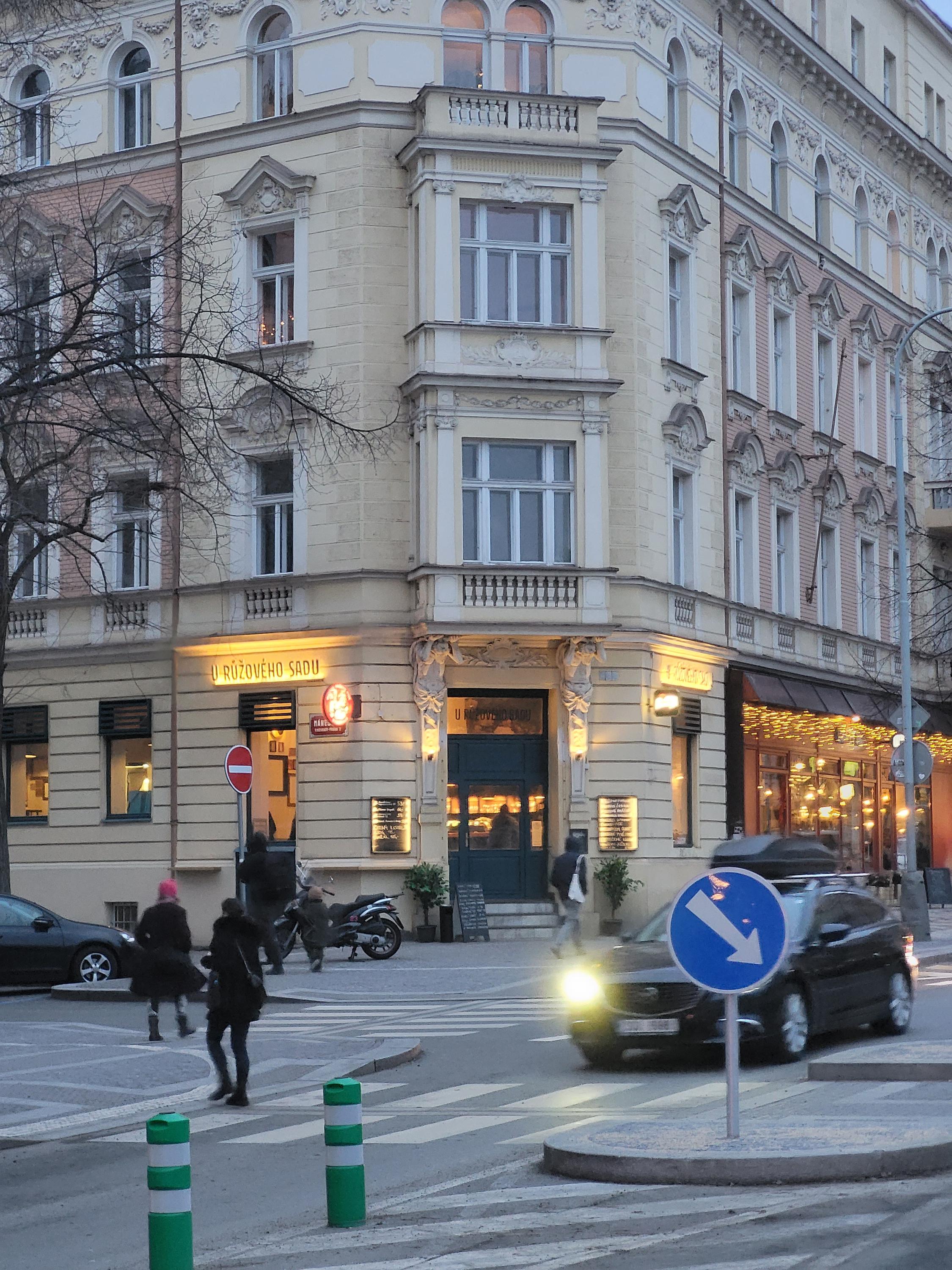 U Růžového sadu foto 5