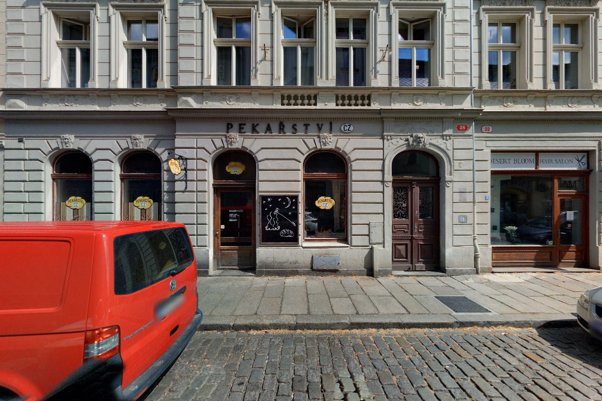 Zuzana Zítová - Desert Bloom hair salon