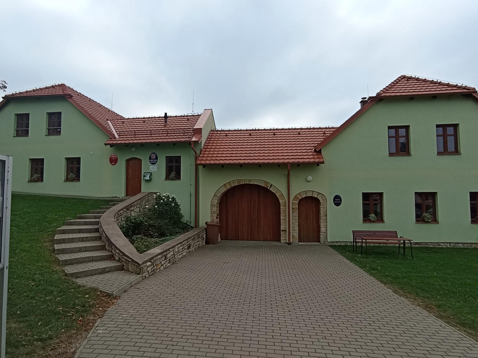 Chotovice - obecní úřad