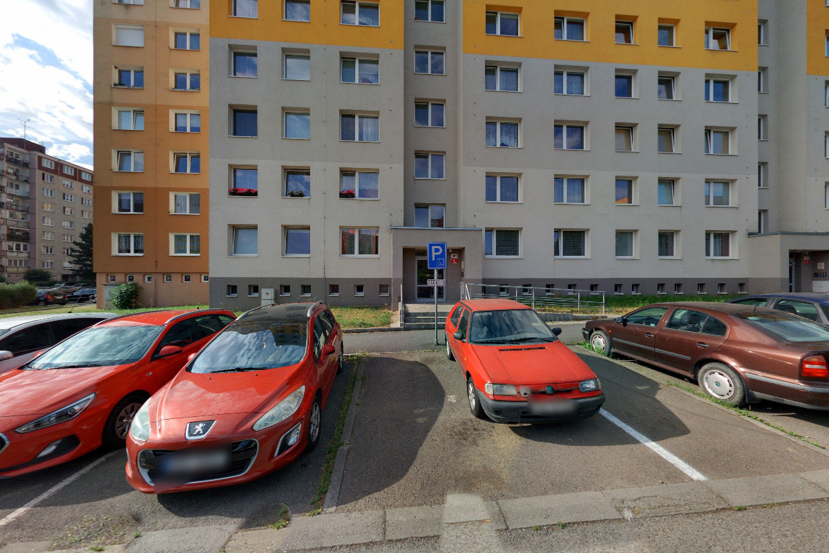 ŠVEHLA čištění koberců a čalouněného nábytku