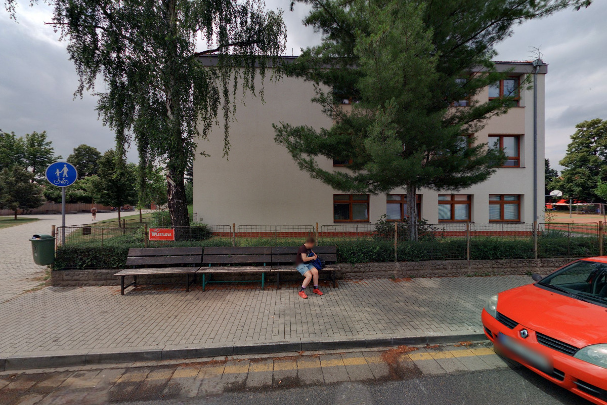 Základní škola Veltrusy - školní jídelna